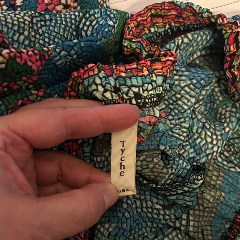 Tyche Colorful Mosaic Pattern Vacation Flowy Pants with Front Tie Size Small - Picture 6 of 7
